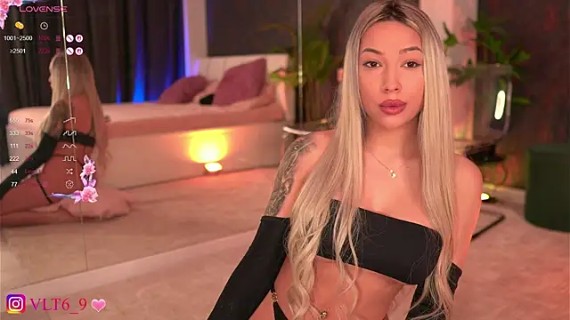 violettabunny03 online show from March 12, 2025, 10:28 pm