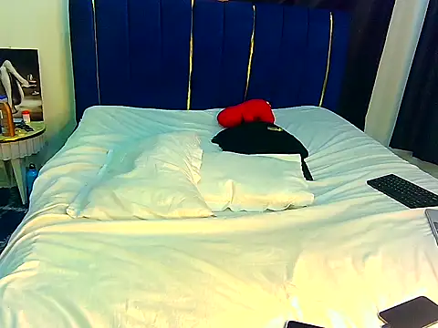 Snapshot of t-Booty_risky_ chatting on September 27, 2025, 5:46 am t-Booty risky online show from September 27, 2025, 5:46 am