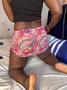 Snapshot of t-Booty_risky_ chatting on September 17, 2025, 9:33 am t-Booty risky online show from September 17, 2025, 9:33 am