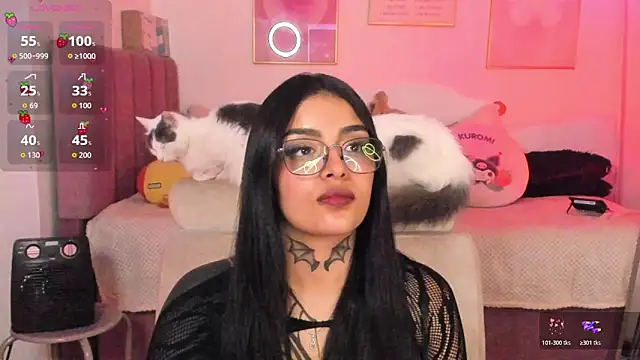 Hinataw33d01 online show from November 30, 2025, 2:23 am