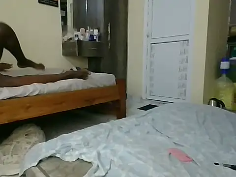 Horny wifey254 online show from January 8, 2026, 3:23 am