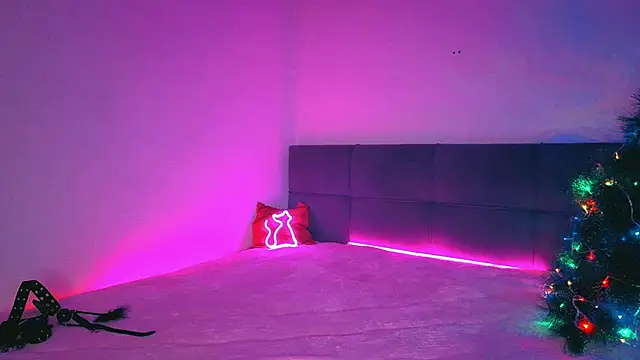 Snapshot of ShannaGate chatting on December 26, 2024, 3:06 am ShannaGate online show from December 26, 2024, 3:06 am