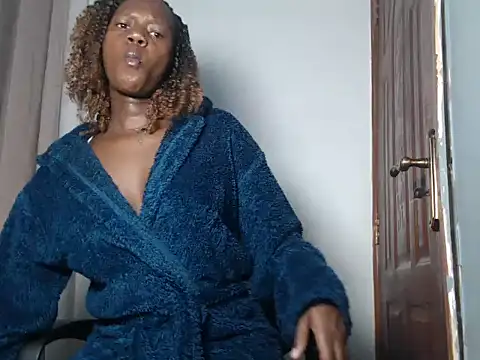 leslie bebby2 online show from February 6, 2026, 10:50 pm