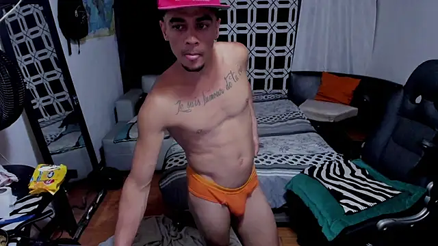 Brunocuttie94 online show from July 7, 2026, 10:57 pm