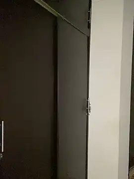 PUSHYLATE online show from September 14, 2025, 3:18 am