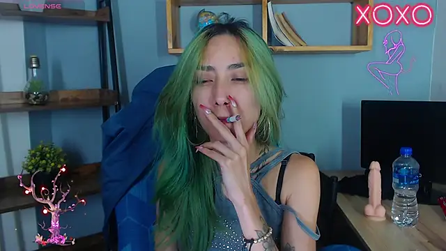 Snapshot of Erika_Stevens chatting on October 22, 2025, 12:10 am Erika Stevens online show from October 22, 2025, 12:10 am