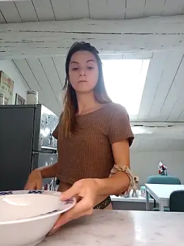 Cristina02 online show from April 15, 2026, 12:21 pm