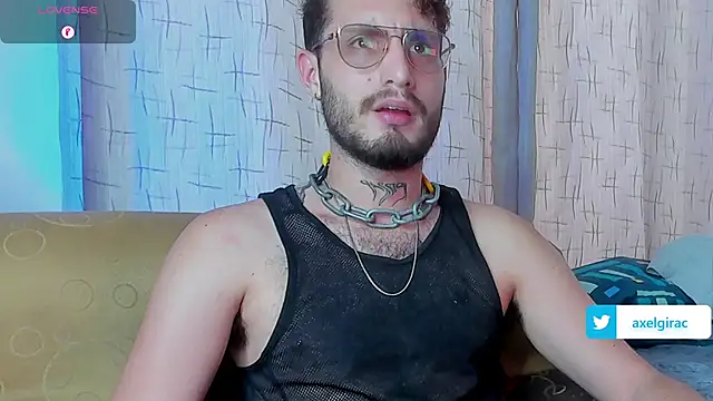 Snapshot of axel_giracr chatting on March 18, 2025, 7:33 pm axel giracr online show from March 18, 2025, 7:33 pm