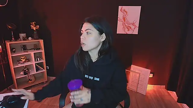 Snapshot of _WednesdayFriday_ chatting on November 28, 2025, 6:30 pm WednesdayFriday online show from November 28, 2025, 6:30 pm