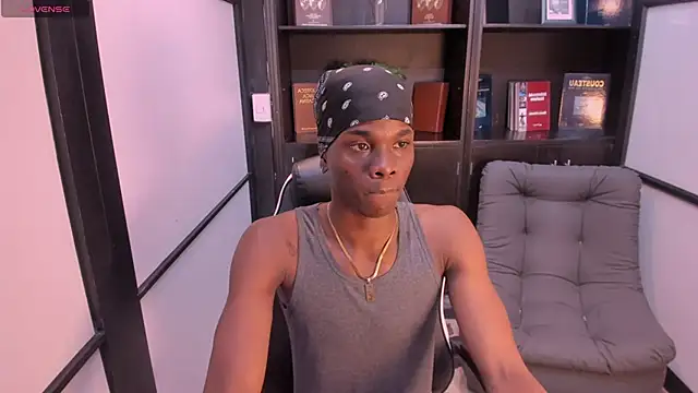 Snapshot of JacksonMuller_ chatting on November 19, 2025, 1:33 pm JacksonMuller online show from November 19, 2025, 1:33 pm