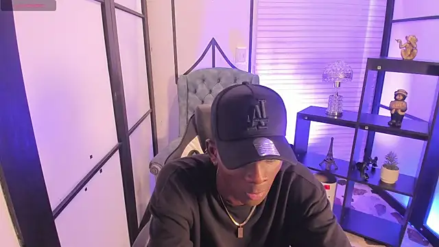 Snapshot of JacksonMuller_ chatting on November 18, 2025, 2:53 pm JacksonMuller online show from November 18, 2025, 2:53 pm