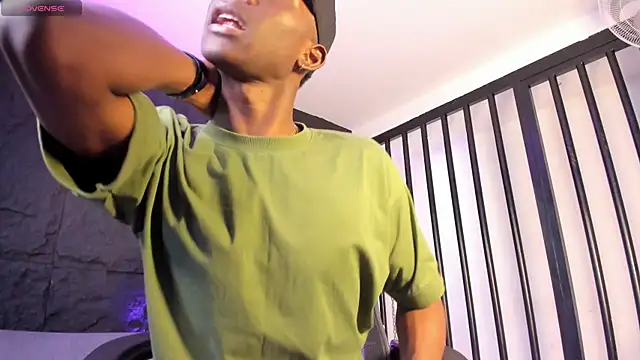 Snapshot of JacksonMuller_ chatting on December 1, 2025, 12:17 pm JacksonMuller online show from December 1, 2025, 12:17 pm