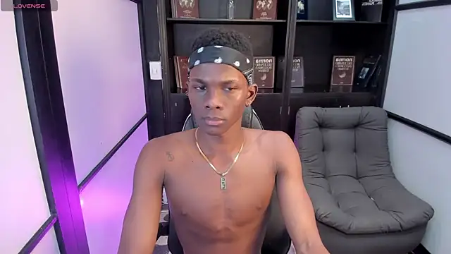 Snapshot of JacksonMuller_ chatting on October 29, 2025, 2:05 pm JacksonMuller online show from October 29, 2025, 2:05 pm