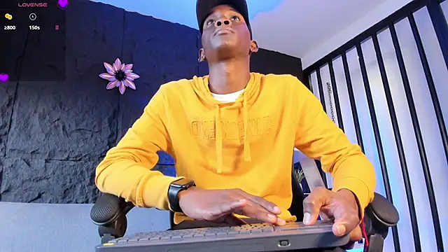 Snapshot of JacksonMuller_ chatting on December 2, 2025, 1:24 pm JacksonMuller online show from December 2, 2025, 1:24 pm