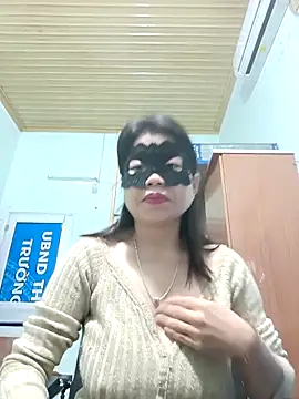 Snapshot of Anna_Toy19 chatting on November 29, 2025, 12:22 am Anna Toy19 online show from November 29, 2025, 12:22 am