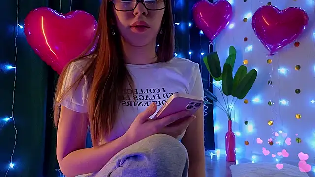 kristina amurova online show from February 9, 2026, 7:56 pm