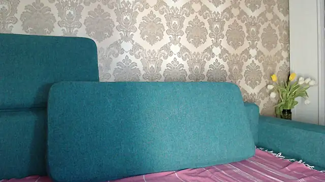 Louise Lavender online show from March 8, 2025, 12:30 pm