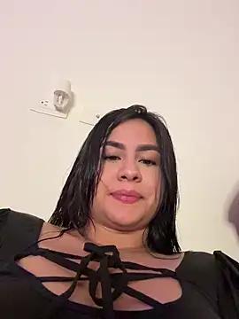 Snapshot of KattyPortman chatting on January 13, 2026, 11:30 pm KattyPortman online show from January 13, 2026, 11:30 pm