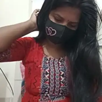 Snapshot of Anusri- chatting on November 23, 2025, 1:15 am Anusri- online show from November 23, 2025, 1:15 am