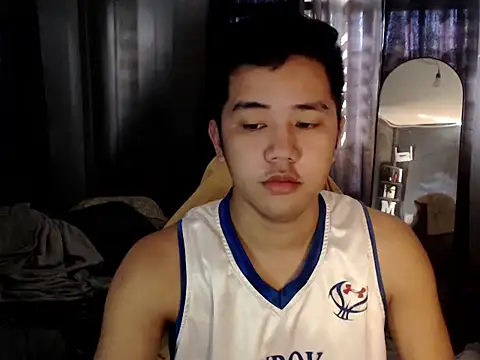 Snapshot of xgregor07 chatting on December 2, 2025, 11:06 pm xgregor07 online show from December 2, 2025, 11:06 pm