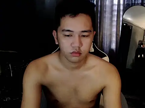 Snapshot of xgregor07 chatting on November 19, 2025, 2:22 am xgregor07 online show from November 19, 2025, 2:22 am