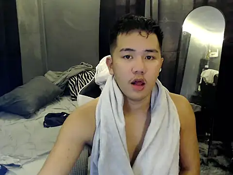 Snapshot of xgregor07 chatting on October 26, 2025, 2:06 pm xgregor07 online show from October 26, 2025, 2:06 pm