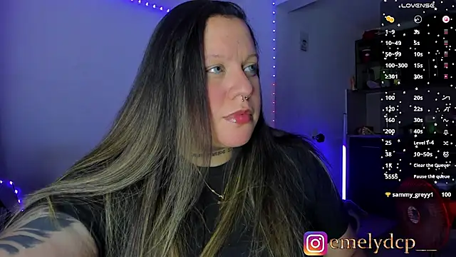 Snapshot of mariana_maze chatting on November 22, 2025, 5:39 am mariana maze online show from November 22, 2025, 5:39 am