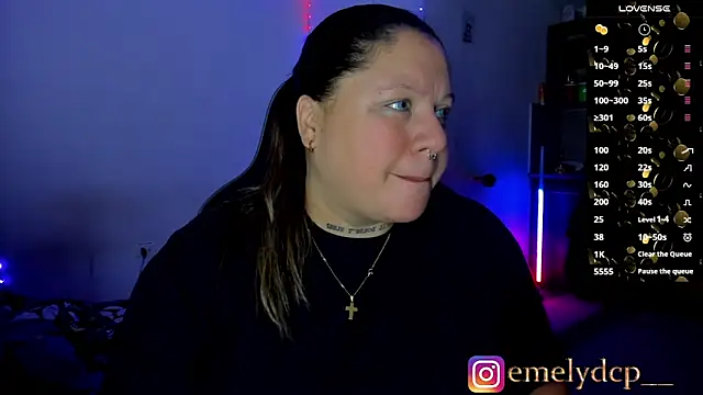 Snapshot of mariana_maze chatting on March 18, 2026, 8:17 am mariana maze online show from March 18, 2026, 8:17 am