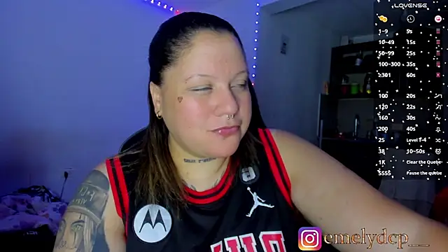 Snapshot of mariana_maze chatting on April 9, 2026, 5:20 am mariana maze online show from April 9, 2026, 5:20 am