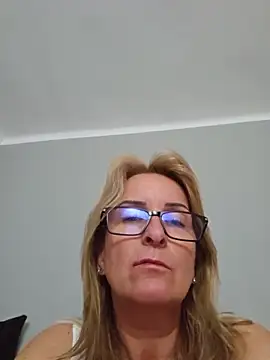Snapshot of Steffi45 chatting on June 4, 2026, 8:08 am Steffi45 online show from June 4, 2026, 8:08 am