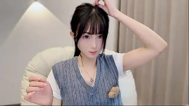 SHUIshui  online show from September 24, 2025, 1:39 pm