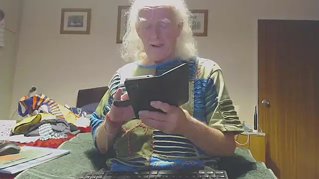 WaverlyKernow online show from February 12, 2026, 4:40 pm