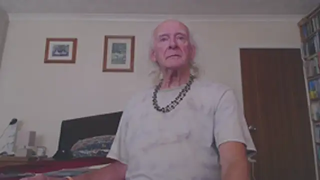 Snapshot of WaverlyKernow chatting on October 24, 2025, 11:53 am WaverlyKernow online show from October 24, 2025, 11:53 am