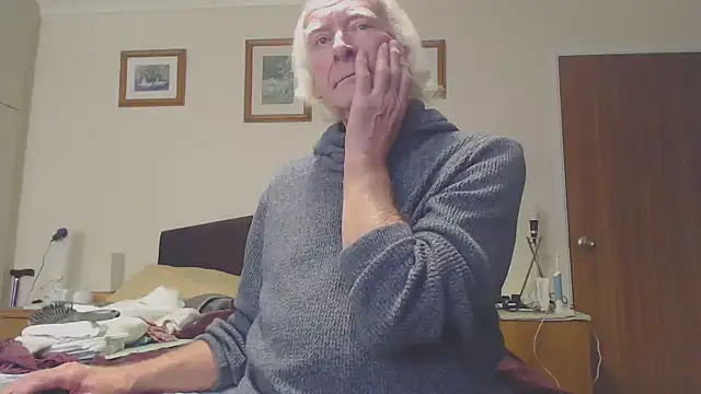 Snapshot of WaverlyKernow chatting on February 27, 2025, 9:07 am WaverlyKernow online show from February 27, 2025, 9:07 am