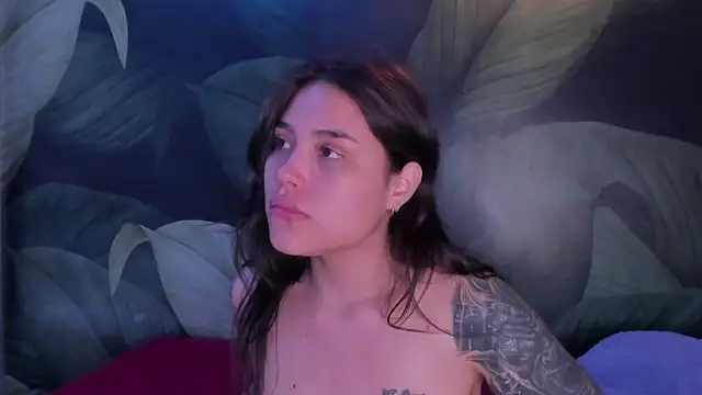 Snapshot of sweett_dirty chatting on December 14, 2025, 12:22 pm sweett dirty online show from December 14, 2025, 12:22 pm