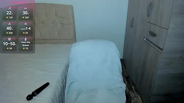 Snapshot of emily1_ chatting on October 28, 2025, 11:53 am emily1 online show from October 28, 2025, 11:53 am