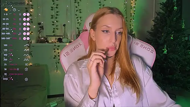 Anice  online show from December 22, 2024, 10:04 pm