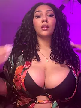 Snapshot of Lickplayofficial chatting on September 19, 2025, 3:54 am Lickplayofficial online show from September 19, 2025, 3:54 am