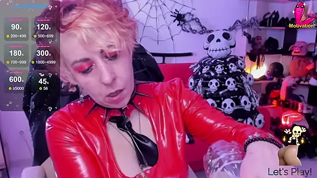 Snapshot of GinaMiracle chatting on November 1, 2025, 10:58 pm GinaMiracle online show from November 1, 2025, 10:58 pm