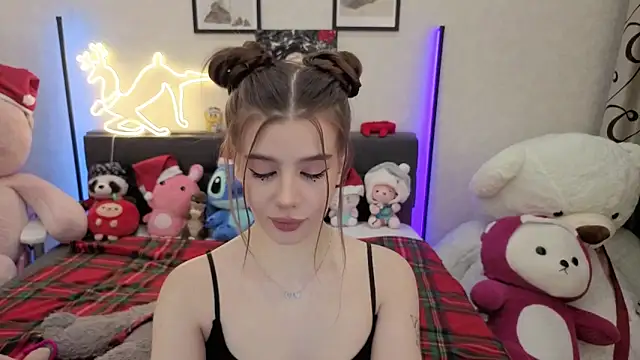 Snapshot of dolly_ll chatting on December 18, 2025, 1:26 pm dolly ll online show from December 18, 2025, 1:26 pm