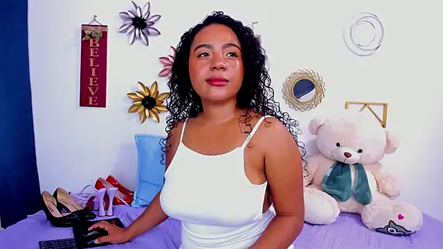 Snapshot of paolitakens chatting on April 4, 2026, 11:39 am paolitakens online show from April 4, 2026, 11:39 am