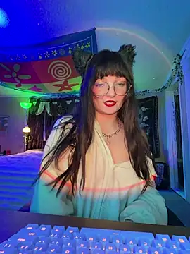 urpuppymoon online show from February 5, 2026, 1:45 am