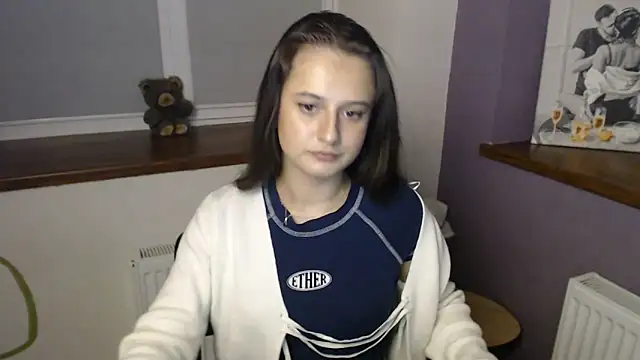 Snapshot of Caramel_bunny chatting on November 28, 2025, 1:22 pm Caramel bunny online show from November 28, 2025, 1:22 pm