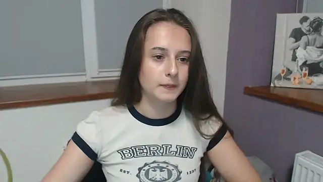 Snapshot of Caramel_bunny chatting on December 2, 2025, 2:08 pm Caramel bunny online show from December 2, 2025, 2:08 pm