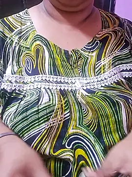 Snapshot of Ravina_patil1 chatting on September 23, 2025, 3:08 pm Ravina patil1 online show from September 23, 2025, 3:08 pm