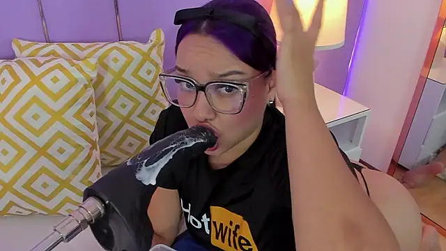 SophyRuiz  online show from March 12, 2026, 11:47 am