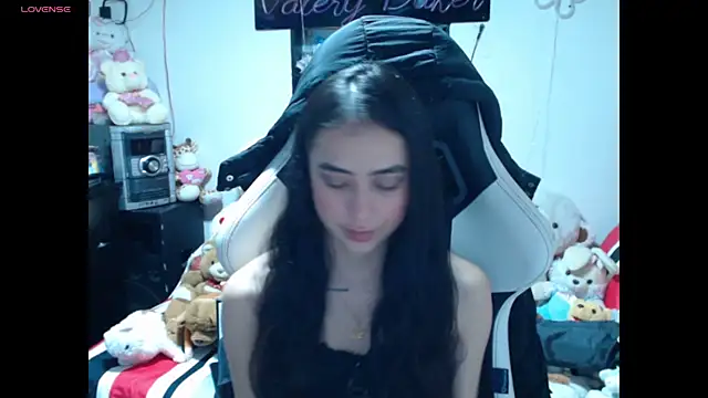 ValeryBaker  online show from October 27, 2025, 11:55 am