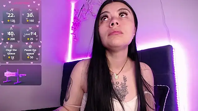 nea-w online show from October 5, 2025, 9:38 pm