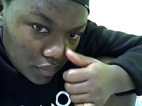 candililie online show from April 4, 2026, 12:17 am