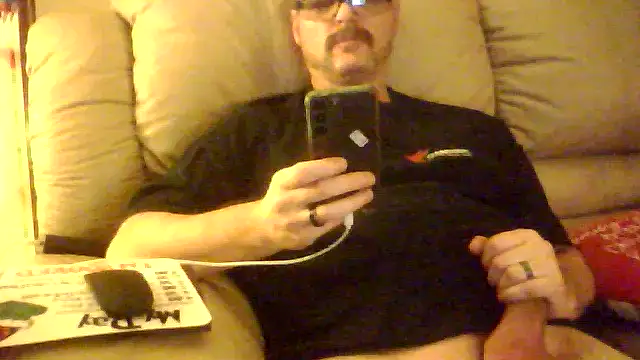 Billythekidd1978 online show from November 28, 2025, 6:13 am